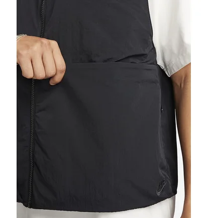 Жилетка чоловіча Nike Forward Therma-Fit Adv Nike Sportswear Tech Pack Black FQ3863-010