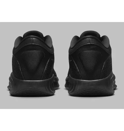 Кроссовки унисекс Nike G.T. Hustle Academy Black FJ7791-001