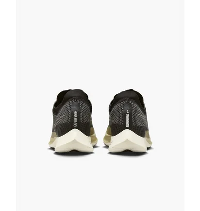Кроссовки унисекс Nike Streakfly Road Racing Shoes Black DJ6566-001