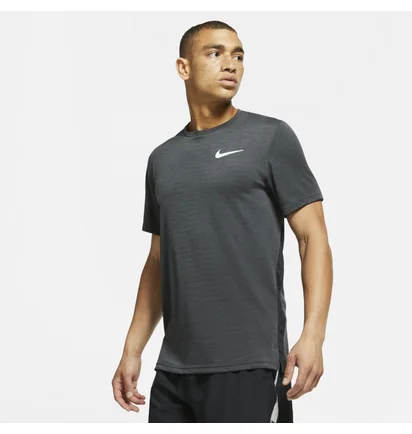 Футболка мужская Nike Pro Grey DC5218-010