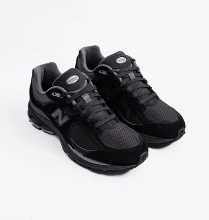 Кроссовки мужские New Balance 2002 Ripstop Black U2002RTG