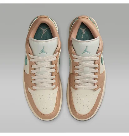 Кросівки жіночі Air Jordan 1 Low Beige DC0774-130