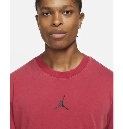 Футболка чоловіча Air Jordan Dri-FIT Air Short-Sleeve Graphic Top Red DA2694-687