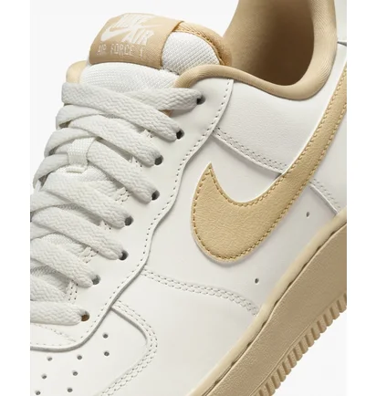 Кроссовки женские Nike Air Force 1 ’07 Shoes Beige FZ3597-133