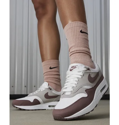 Кросівки жіночі Nike Air Max 1 Woshoes Grey/Brown DZ2628-104