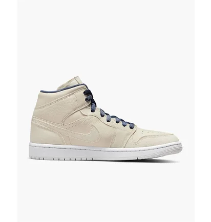 Кросівки жіночі Air Jordan Womens Shoes Beige DM9126-104