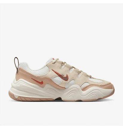 Кроссовки женские Nike Sportswear Tech Hera Beige/White FV0981-100