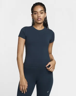 Футболка женская Nike T-Shirt Sportswear Chill Knit Blue FV5508-478