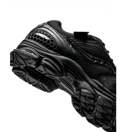 Кроссовки унисекс Saucony Progrid Triumph 4 Black S70758-1