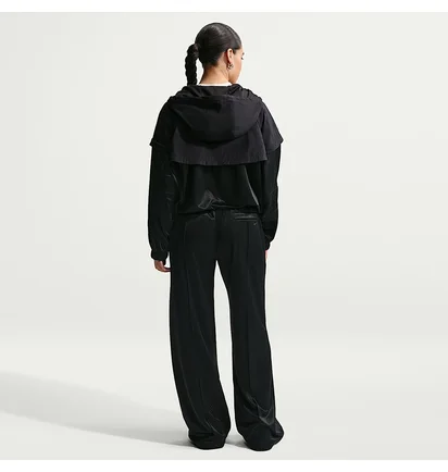 Штани жіночі Nike Sportswear WomenS Loose Mid-Rise Belted Pintuck Pants Black IF0272-010