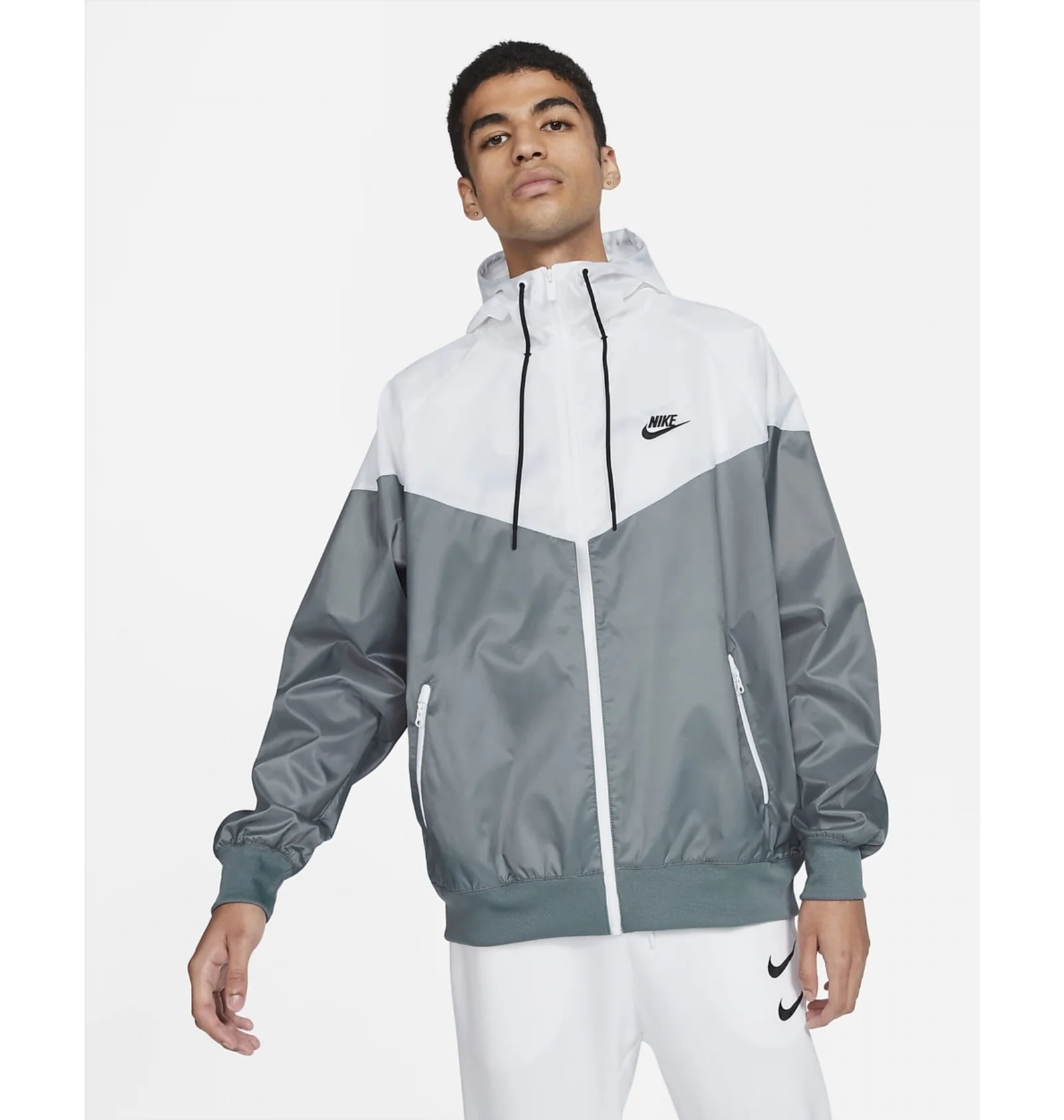 ᐉ Вітровка чоловіча Nike Sportswear Windrunner Grey/White DA0001