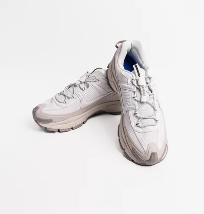 Кроссовки мужские Nike Zoom Vomero Roam White/Beige HV5951-100
