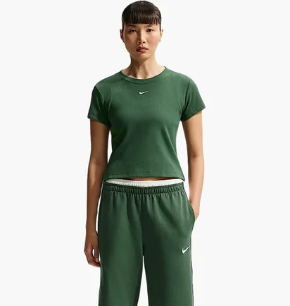 Футболка женская Nike Sportswear Tight Ribbed Short-Sleeve Green HV4994-323