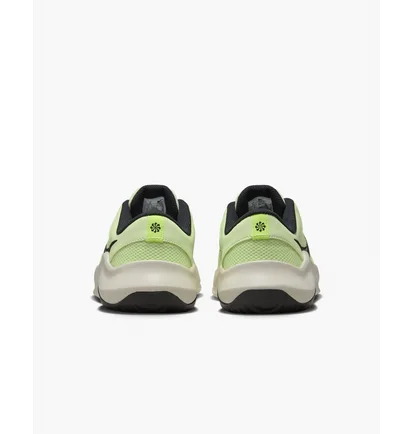 Кроссовки мужские Nike Legend Essential 3 Next Nature Training Shoes Green DM1120-700