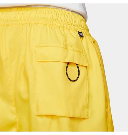 Шорти чоловічі Nike Sportswear Sport Essentials Yellow DM6829-765