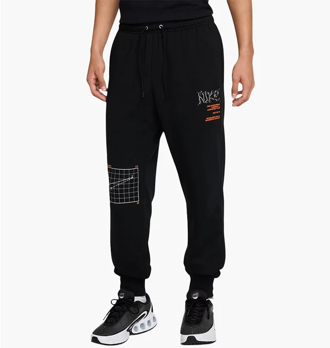 Штаны мужские Nike Club Ft Jpgger Moon Gfx Black HJ2512-010