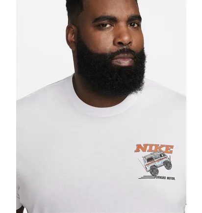 Футболка мужская Nike T-Shirt Sportswear White FQ3764-100