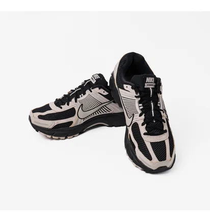 Кроссовки унисекс Nike Zoom Vomero 5 Beige FJ4151-008