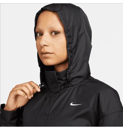Куртка жіноча Nike Fast Repel Black FB7451-010