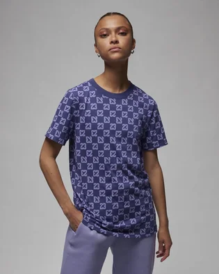 Футболка женская Air Jordan T-Shirt Violet FB5189-502