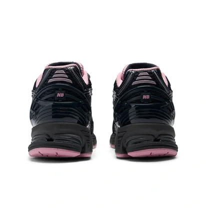 Кроссовки женские New Balance 1906 Black U1906RCU