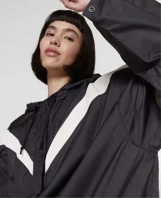 Вітровка жіноча Nike Jacket Circa 50 Black DX9872-010