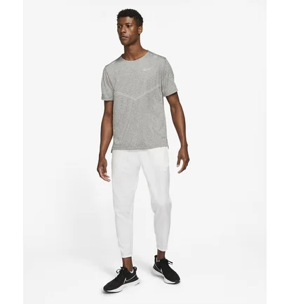 Футболка чоловіча Nike Dri-Fit Rise 365 Grey CZ9184-084