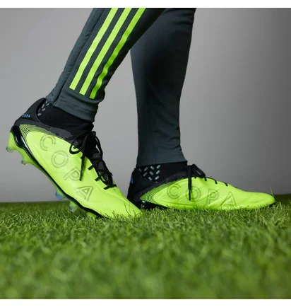 Бутсы унисекс Adidas Copa Pure Elite Iii Yellow IH0072