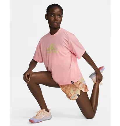 Футболка женская Nike Dri-Fit Trail Short Sleeve Tee Pink DX7896-611