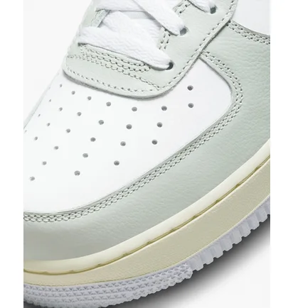 Кроссовки мужские Nike Air Force 1 07 Lv8 MenS Shoes Grey/White DZ2522-001
