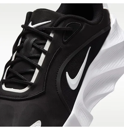 Кроссовки женские Nike Aura Edge Black HQ7025-002