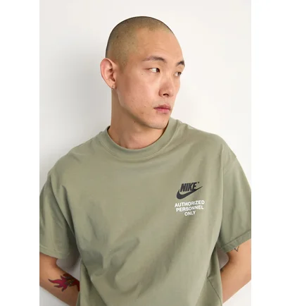 Футболка мужская Nike Sportswear Athletic Olive IM1436-320