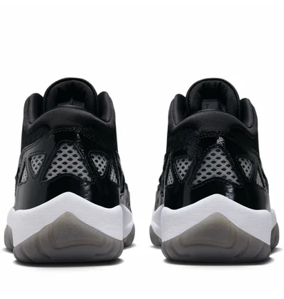 Кроссовки мужские Air Jordan 11 Retro Low Ie Black 919712-001