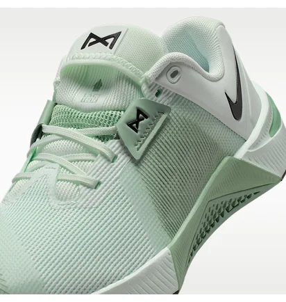 Кроссовки женские Nike W Metcon 10 Green HQ2620-301