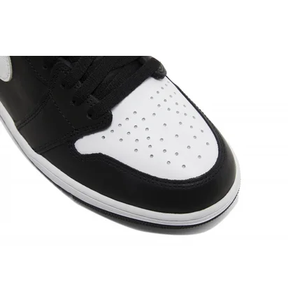 Кросівки чоловічі Air Jordan 1 Retro High Og Black/White DZ5485-010