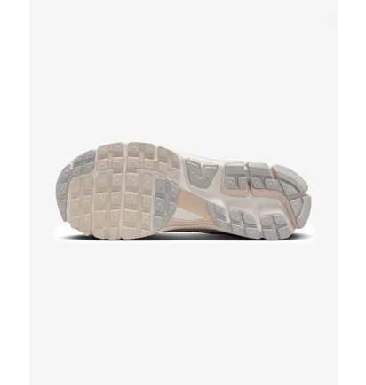 Кроссовки мужские Nike Zoom Vomero 5 - Ltorewoodbrn Beige HF1553-100