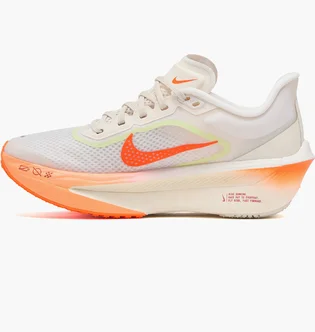 Кросівки жіночі Nike Zoom Fly 6 White FN8455-105