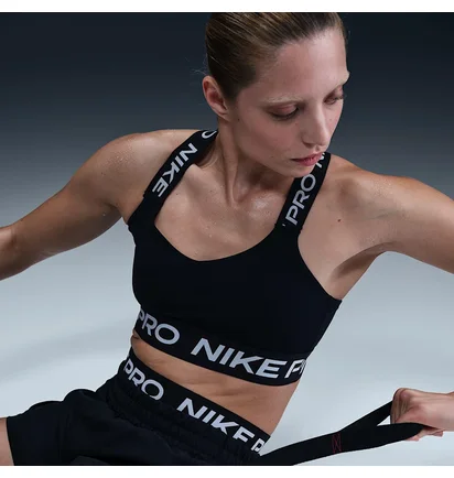 Топ женский Nike Np Bra Tt Black HF5372-010