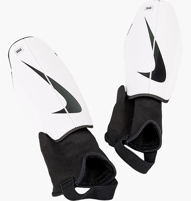 Щитки унісекс Nike Chrg Grd White/Black DX4608-100