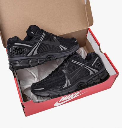 Кроссовки мужские Nike Zoom Vomero 5 Black HF1553-001