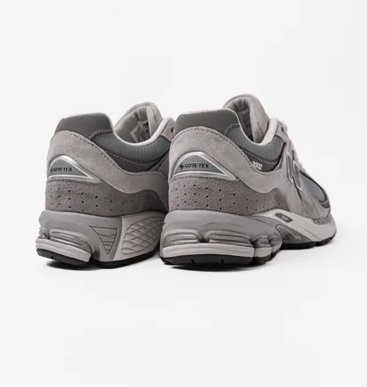Кроссовки мужские New Balance Gore-Tex Grey M2002RXJ
