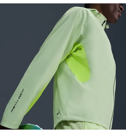 Ветровка мужская Nike Trail Storm-Fit Adv Green FZ1084-701