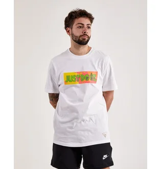 Футболка чоловіча Nike Beach Party Tee White FB9790-100