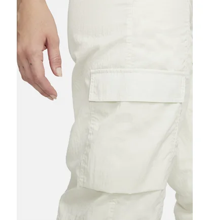 Штаны женские Nike Sportswear Woven Cargo Pants White FN7696-020