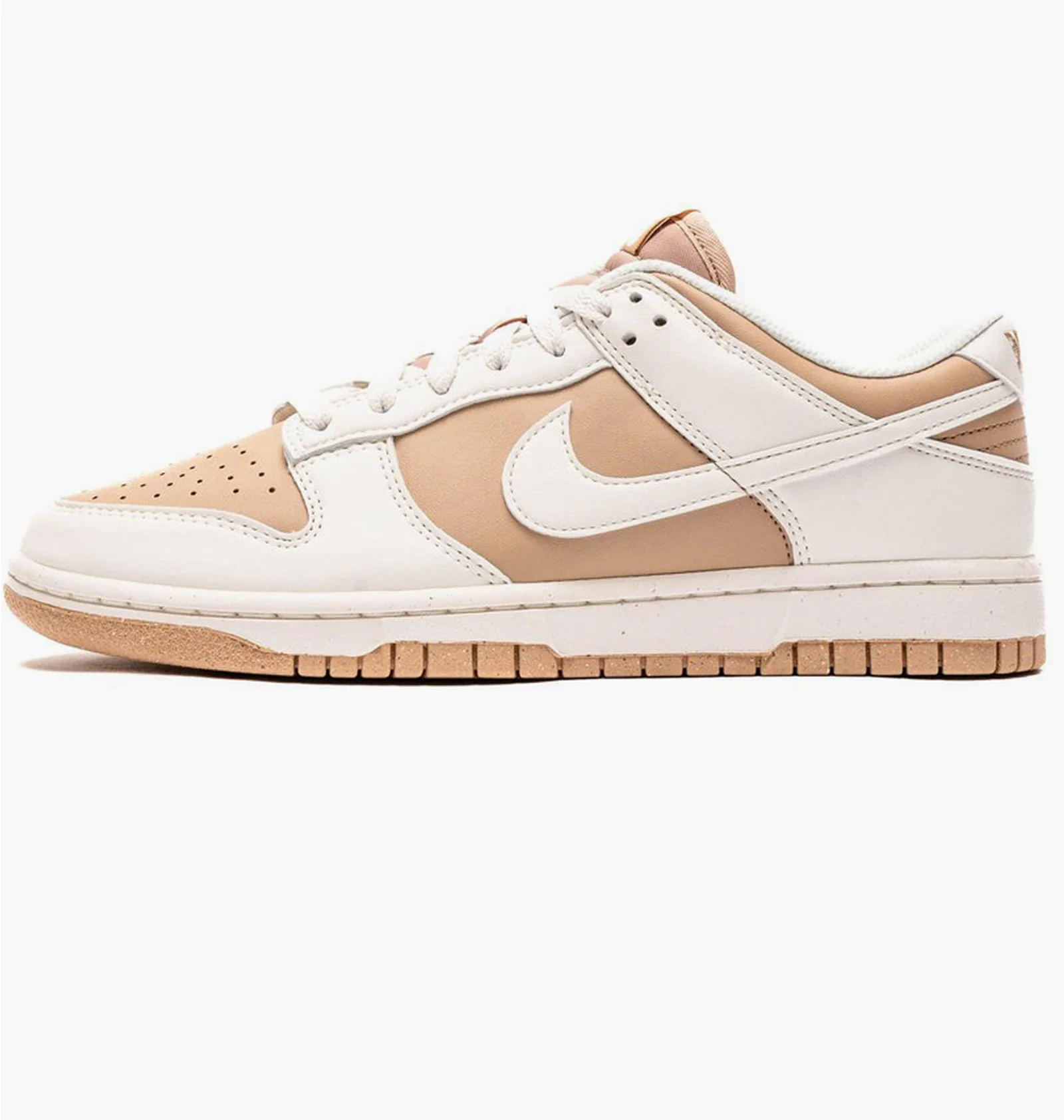 ᐉ Кроссовки женские Nike Dunk Low Next Nature White/Brown DD1873