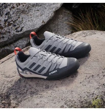 Кросівки унісекс Adidas Terrex Swift Solo 2.0 Hiking Grey ID3449
