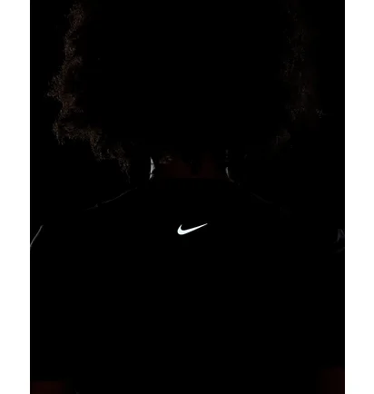 Футболка женская Nike One Ss Top Black FN5001-010