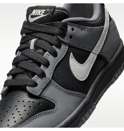 Кросівки дитячі Nike Dunk Low Gs Black Reflect Silver Black/Metallic IM6028-010