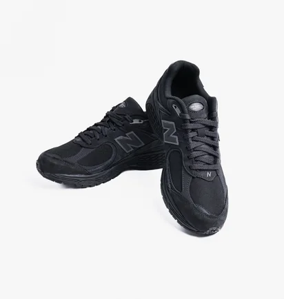 Кросівки унісекс New Balance 2002R Black M2002RPJ