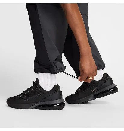 Штаны мужские Nike Tech Woven Black/Grey HM7158-060